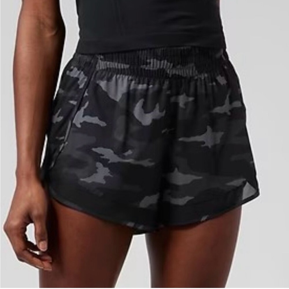 Athleta 4” Mesh Run Short
